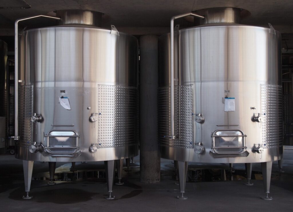5 Reasons Your Property Needs a Steel Tank